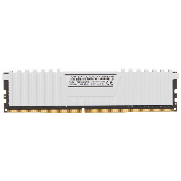 RAM Memory Corsair CMK16GX4M2D3000C16W CL16 3000 MHz